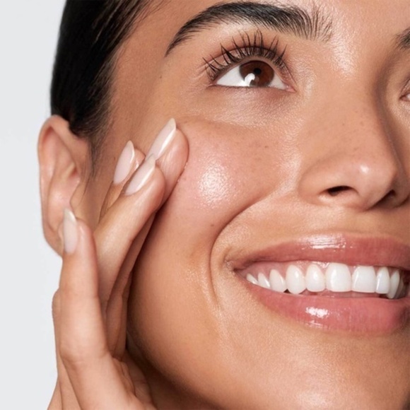 Retrouvé Skincare BALANCING FACE OIL 15ML NEW UNUSED BOXED - Picture 4 of 6